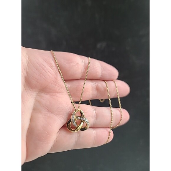 Vermeil 925 Diamond Chip Trinity Knot Pendant Necklace Vintage - Picture 11 of 11